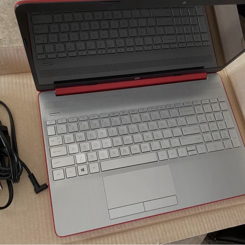 HP 15.6 in Pentium Laptop